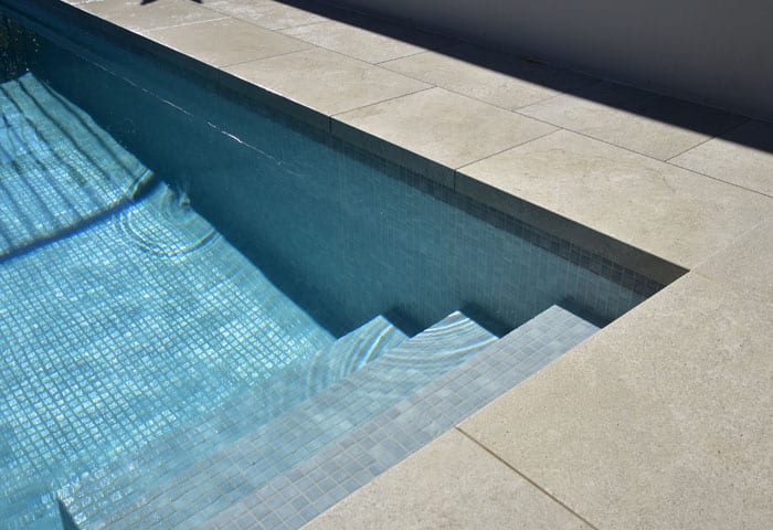 Ezarri Niebla 2560-A Pool Tile