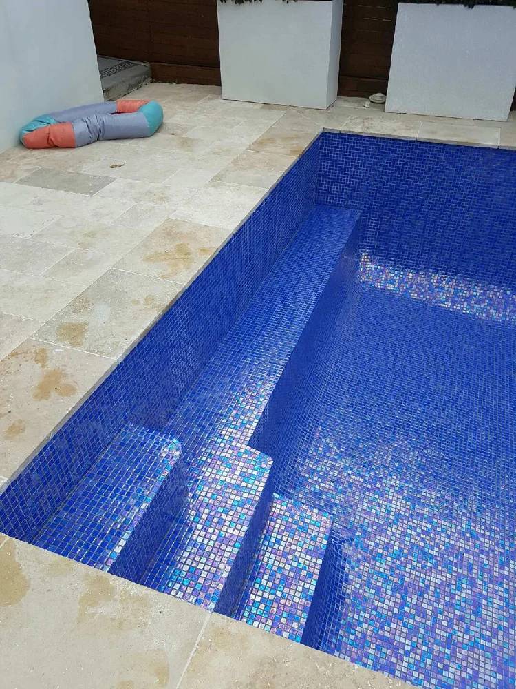 New York Pearl Glass Pool Mosaic Tile