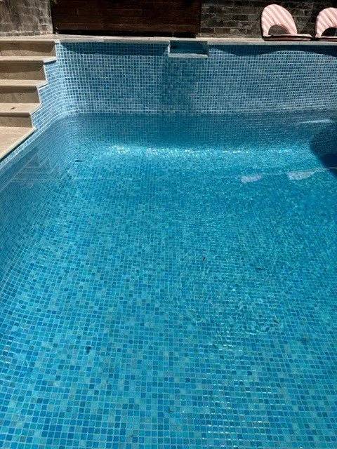 Rio Pearl Glass Pool Mosaic Tile