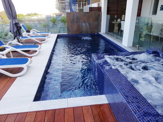 Milano Pearl Glass Pool Mosaic Tile
